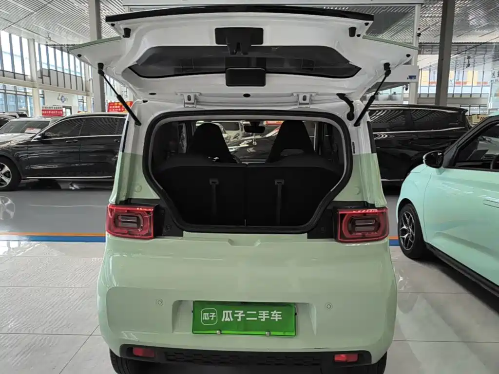 Wuling MINIEV — миниатюра 19