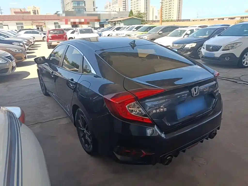 Honda Civic — миниатюра 5