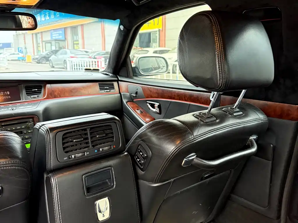 Hyundai Equus — миниатюра 19