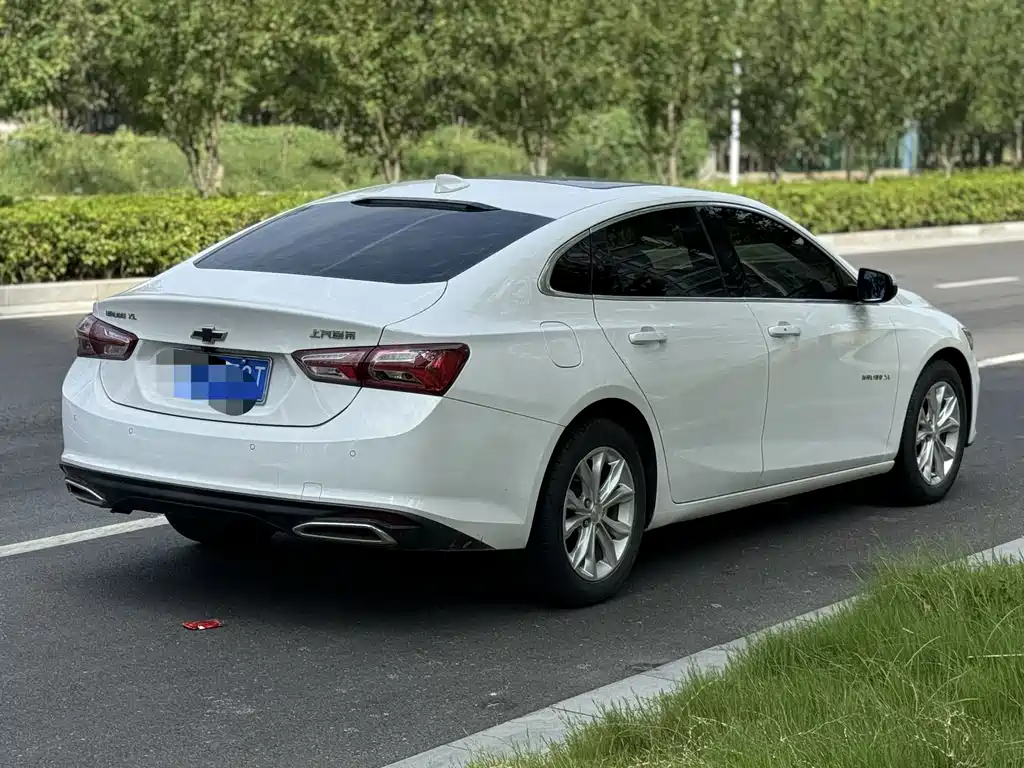Chevrolet Malibu XL — миниатюра 12