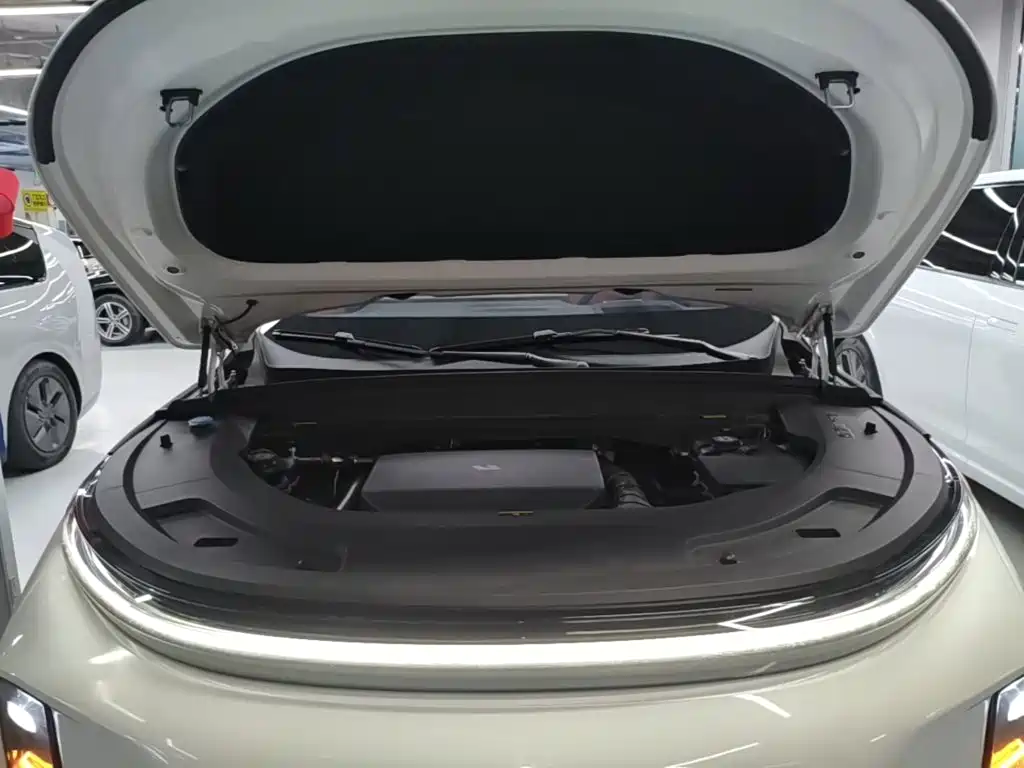 Li Auto Li L7 — миниатюра 20