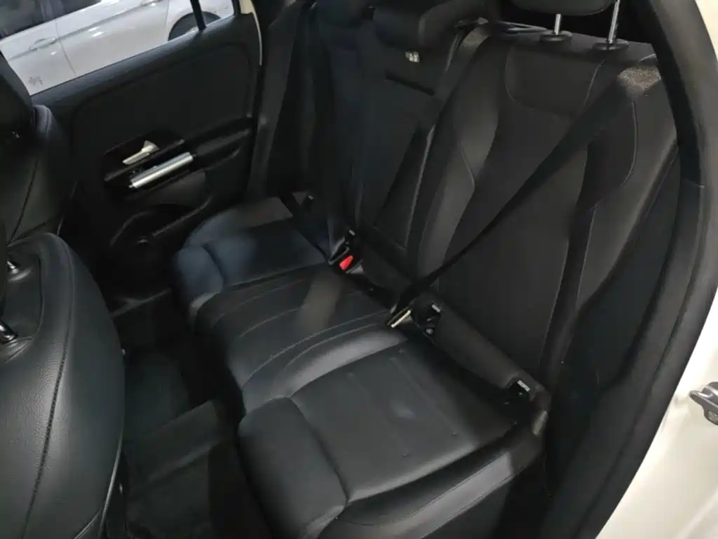Mercedes-Benz GLA — миниатюра 22