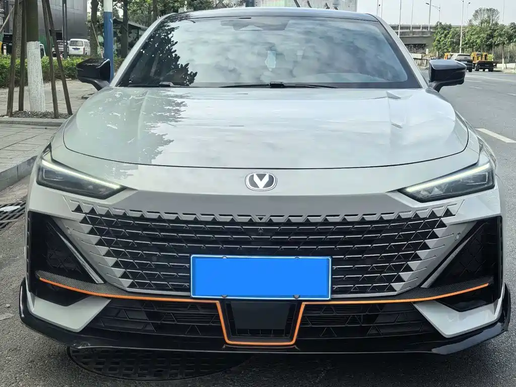 Changan UNI-V — миниатюра 2