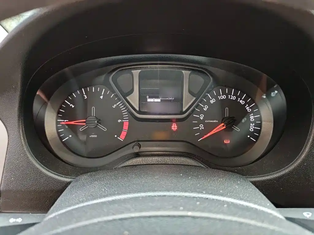 Citroen Elysee — миниатюра 4