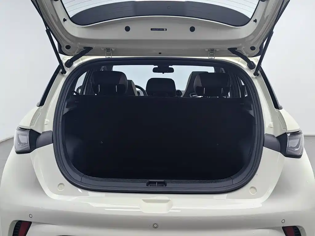BYD Dolphin — миниатюра 16