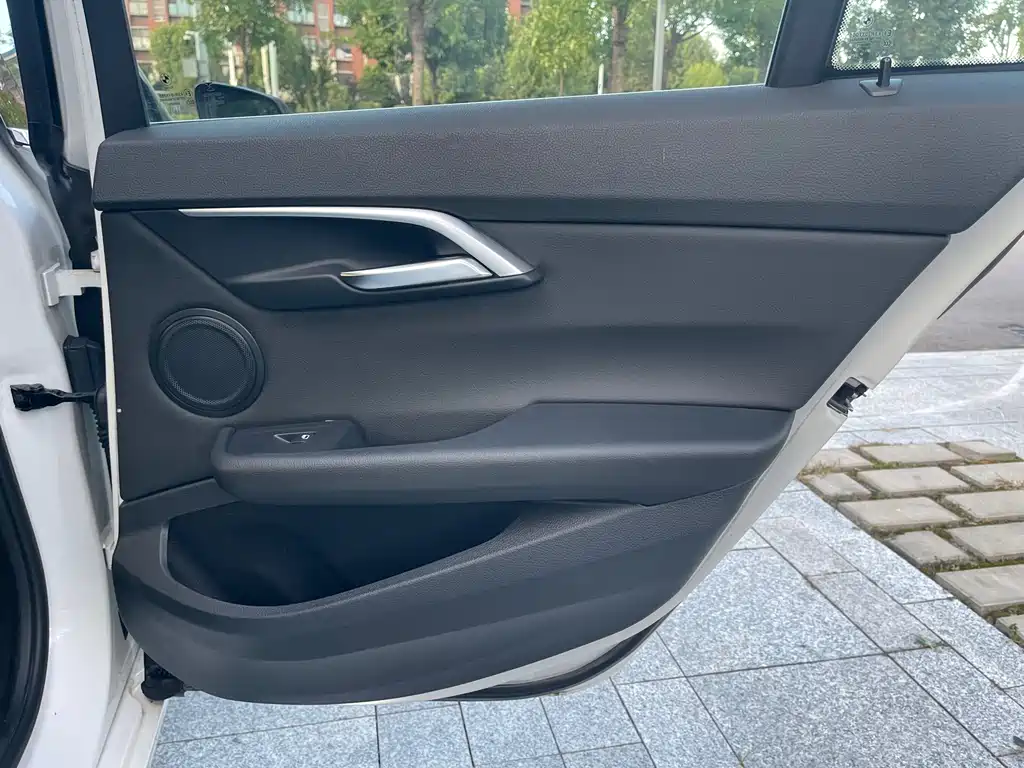 BMW 1 Series — миниатюра 26