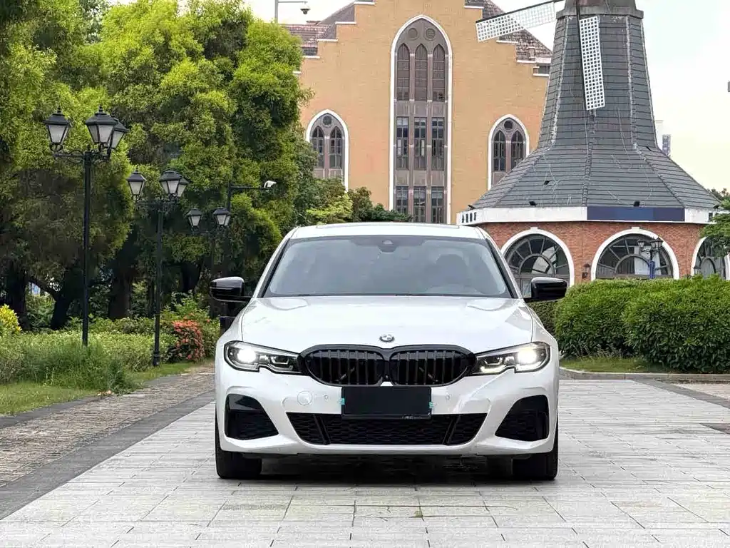 BMW 3 Series — миниатюра 2