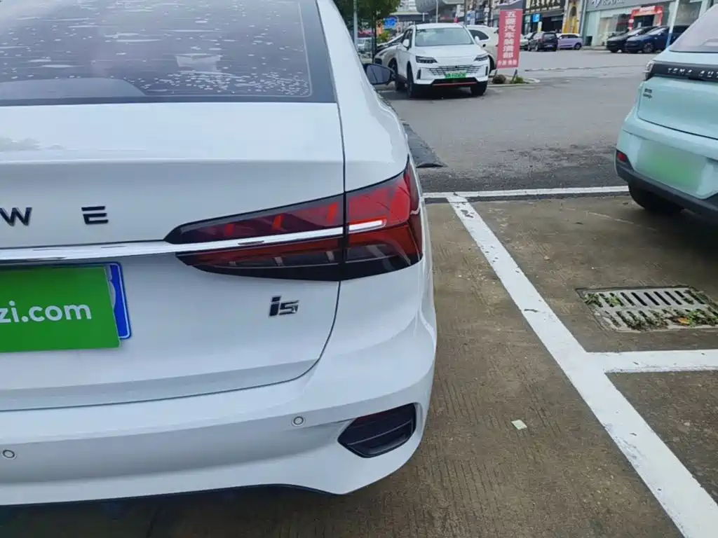 Roewe i5 — миниатюра 8