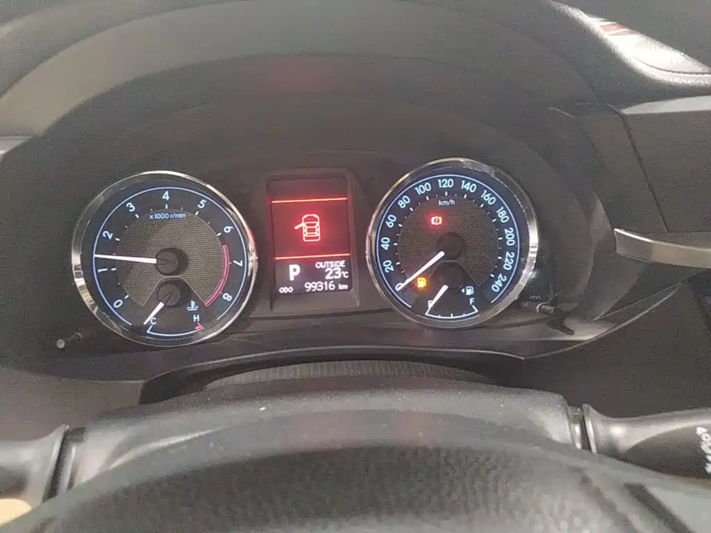 Toyota Corolla — миниатюра 12