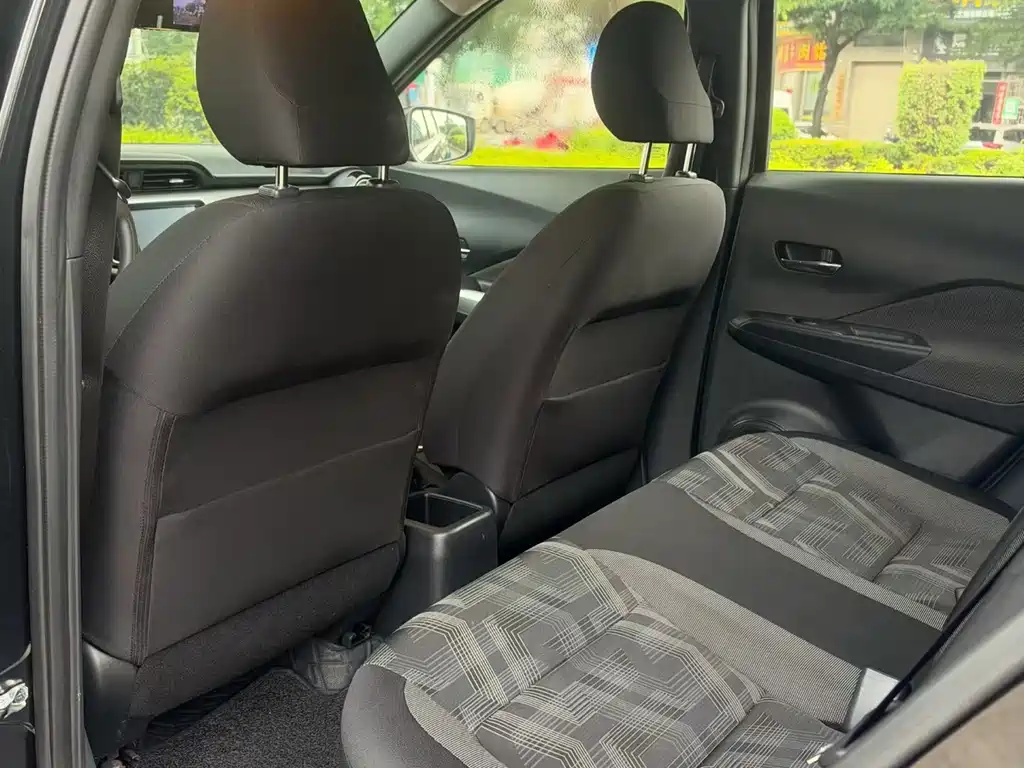 Nissan Kicks — миниатюра 4