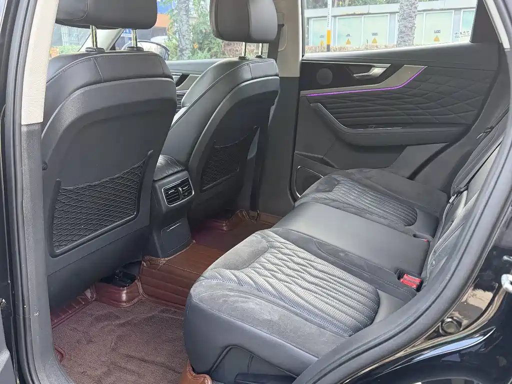 Hongqi Hongqi HS5 — миниатюра 6