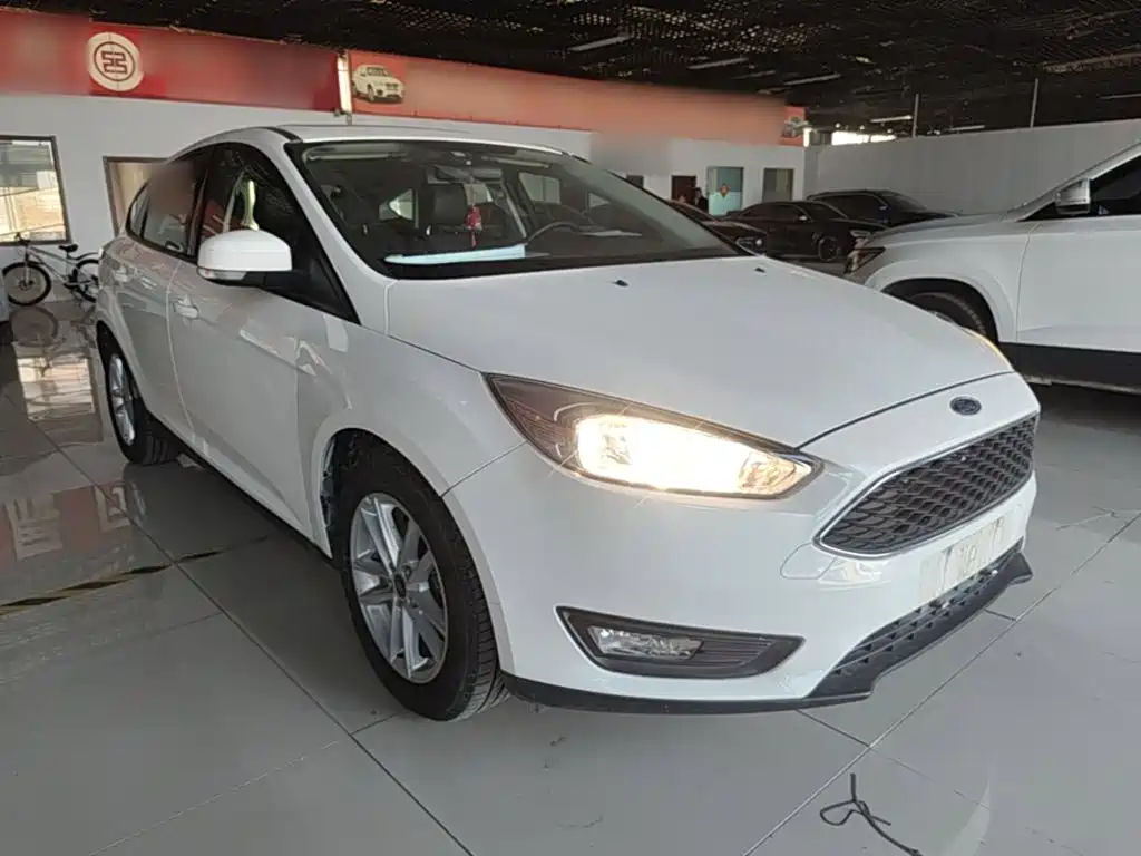 Ford Focus — миниатюра 4
