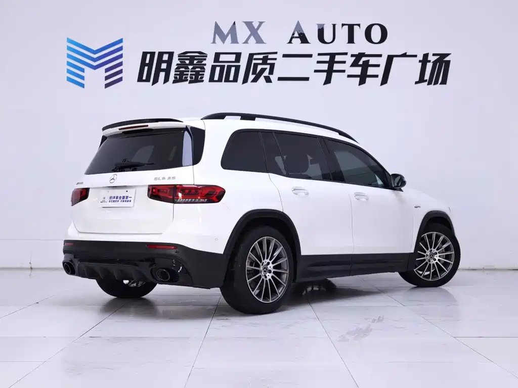Mercedes-Benz GLB AMG — миниатюра 7