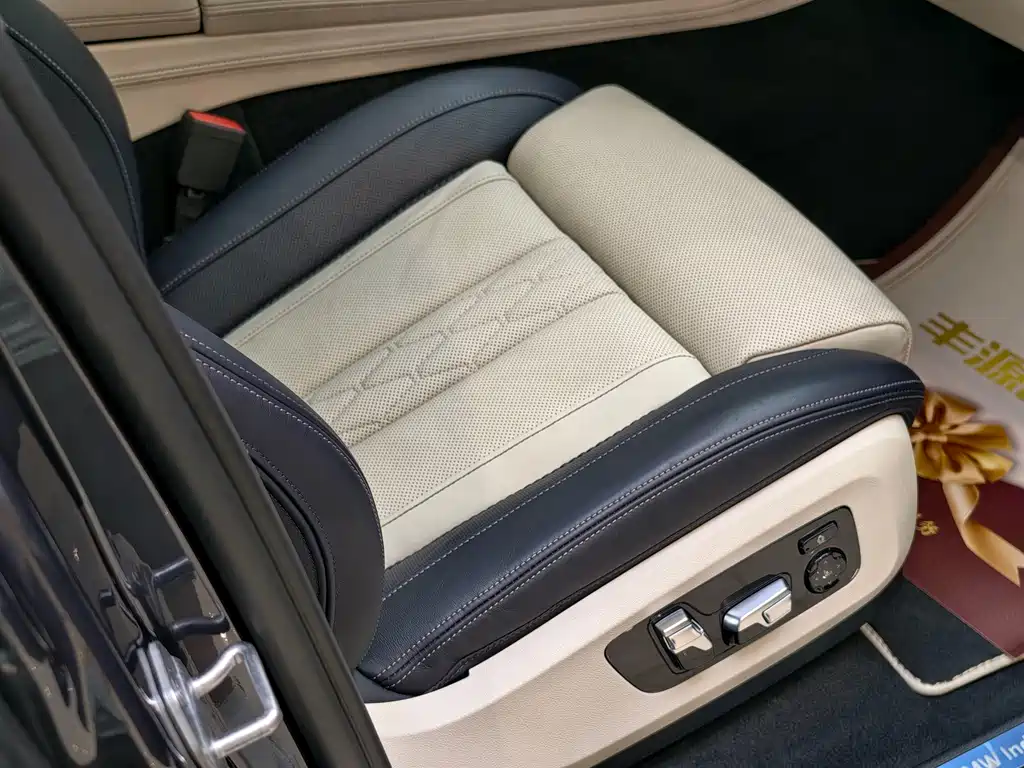 BMW X7 — миниатюра 9
