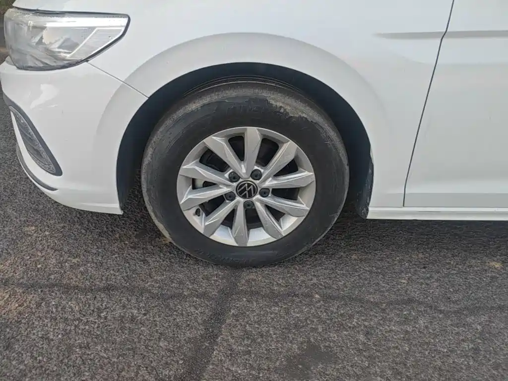 Volkswagen Bora — миниатюра 23