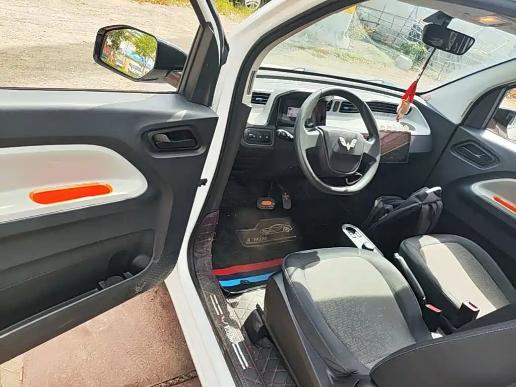 Wuling MINIEV — миниатюра 16