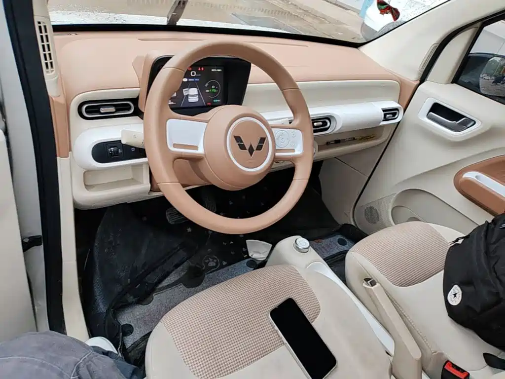 Wuling MINIEV — миниатюра 10