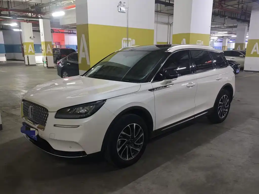 Lincoln Corsair 2021