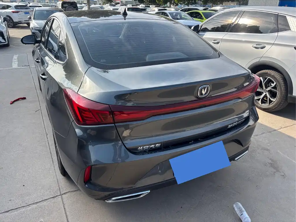 Changan Eado — миниатюра 9