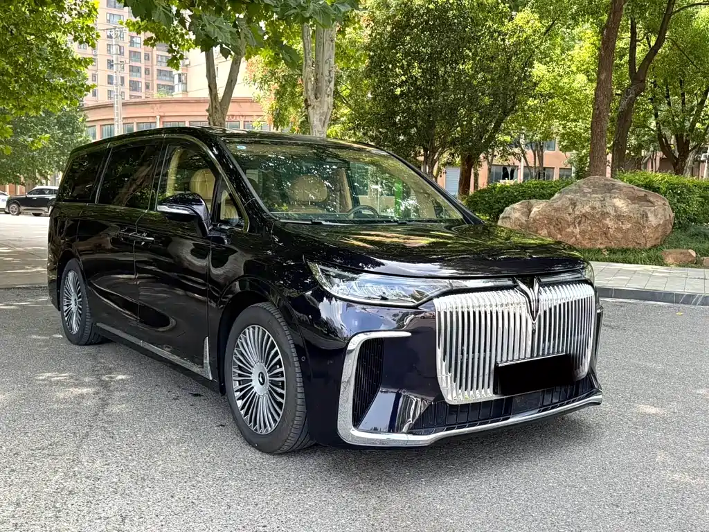 LANTU AUTOMOBILE LANTU DREAMER