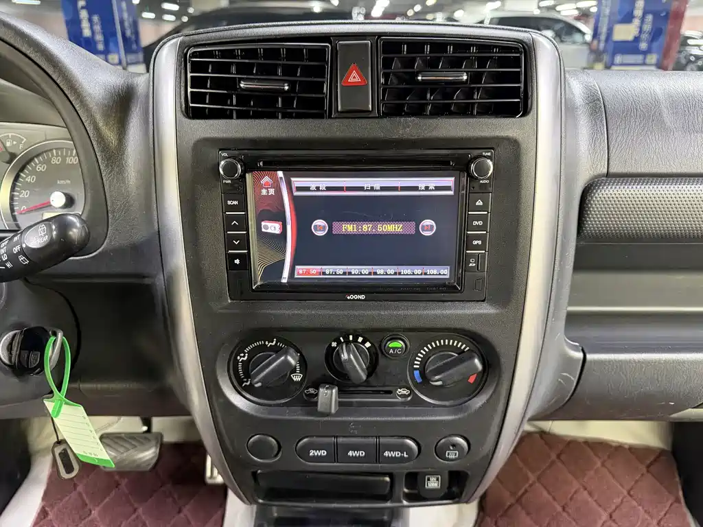 Suzuki Jimny — миниатюра 24