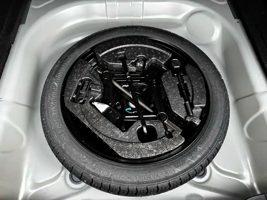 Geely Emgrand — миниатюра 28