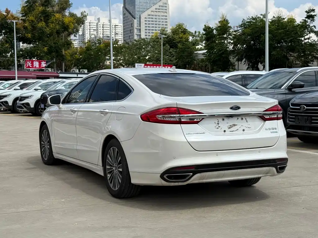 FORD MONDEO