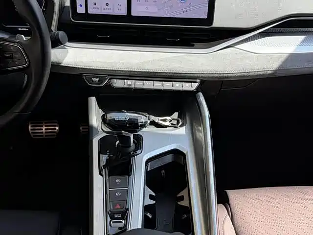 Geely Xingrui — миниатюра 5