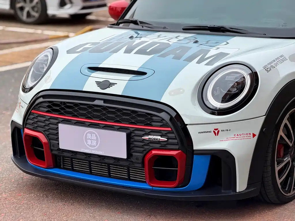 MINI JCW
