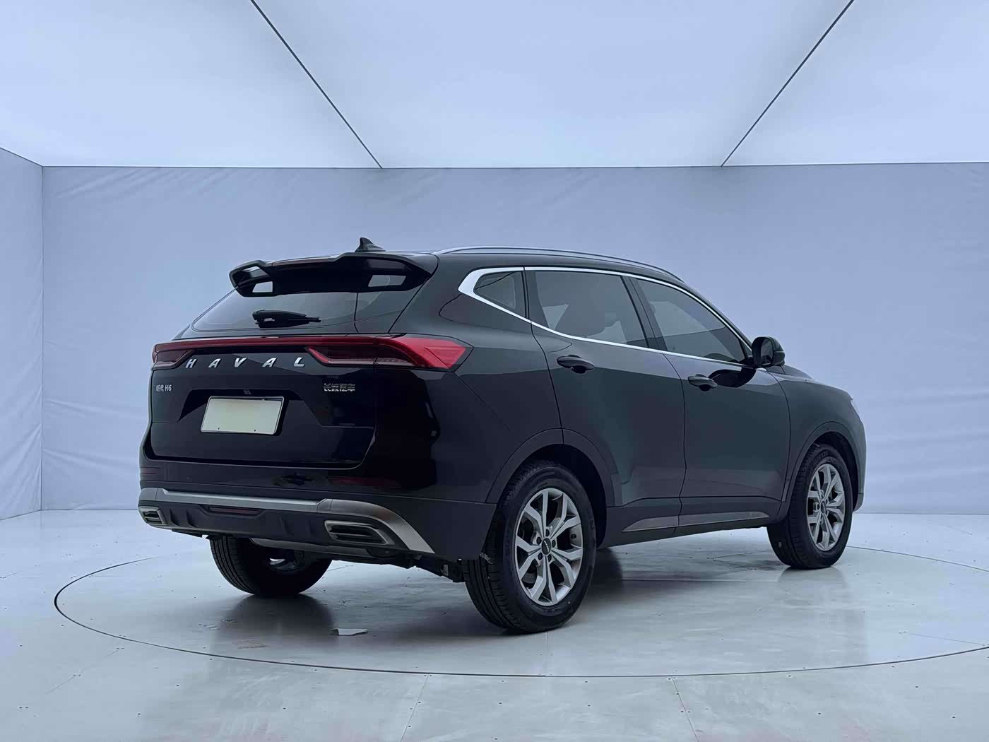Haval Haval H6 1.5 л 2022 г. Чёрный, пробег 23000 км