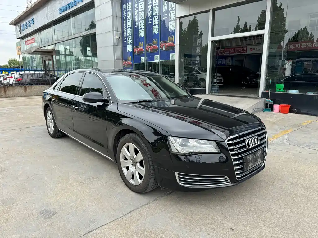 Audi A8 — миниатюра 3