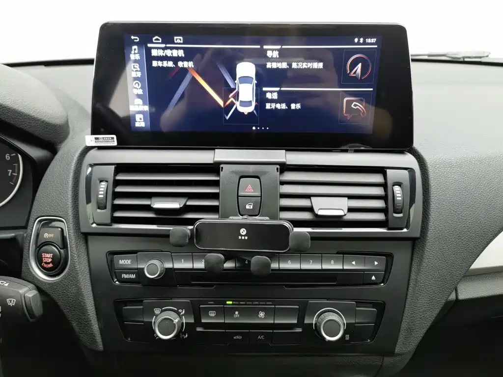 BMW 1 Series (Import) — миниатюра 12