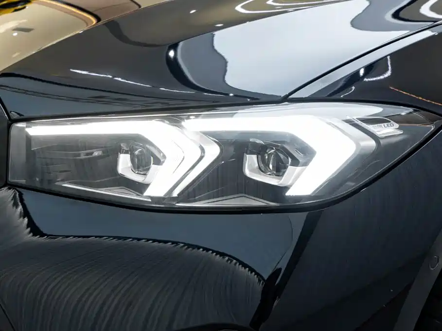 BMW 3 Series — миниатюра 8