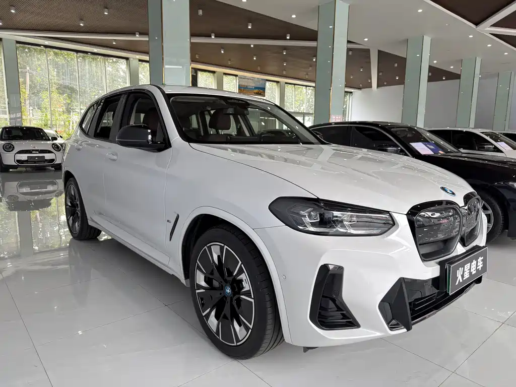 BMW iX3 — миниатюра 3