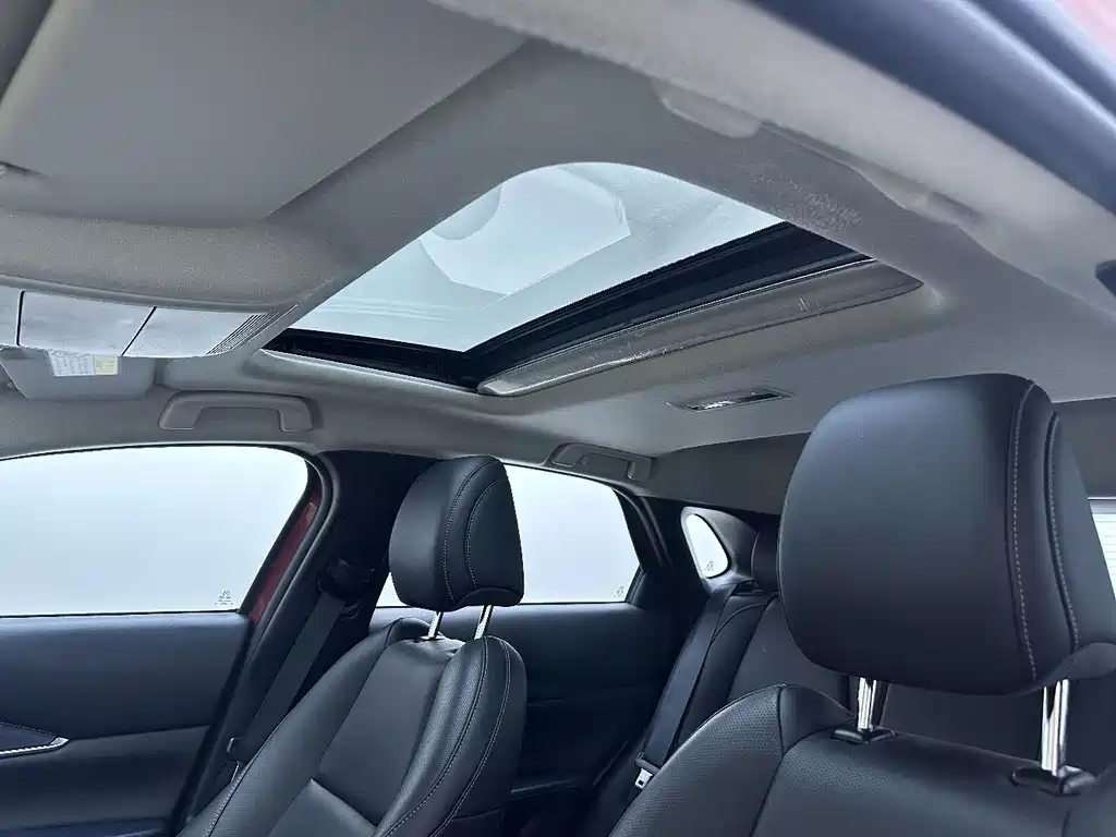 Mazda CX-30 — миниатюра 8