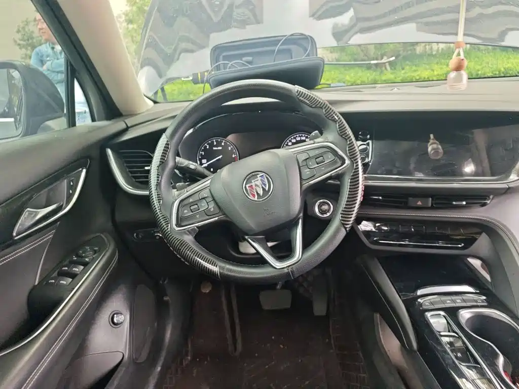Buick Envision Plus — миниатюра 6