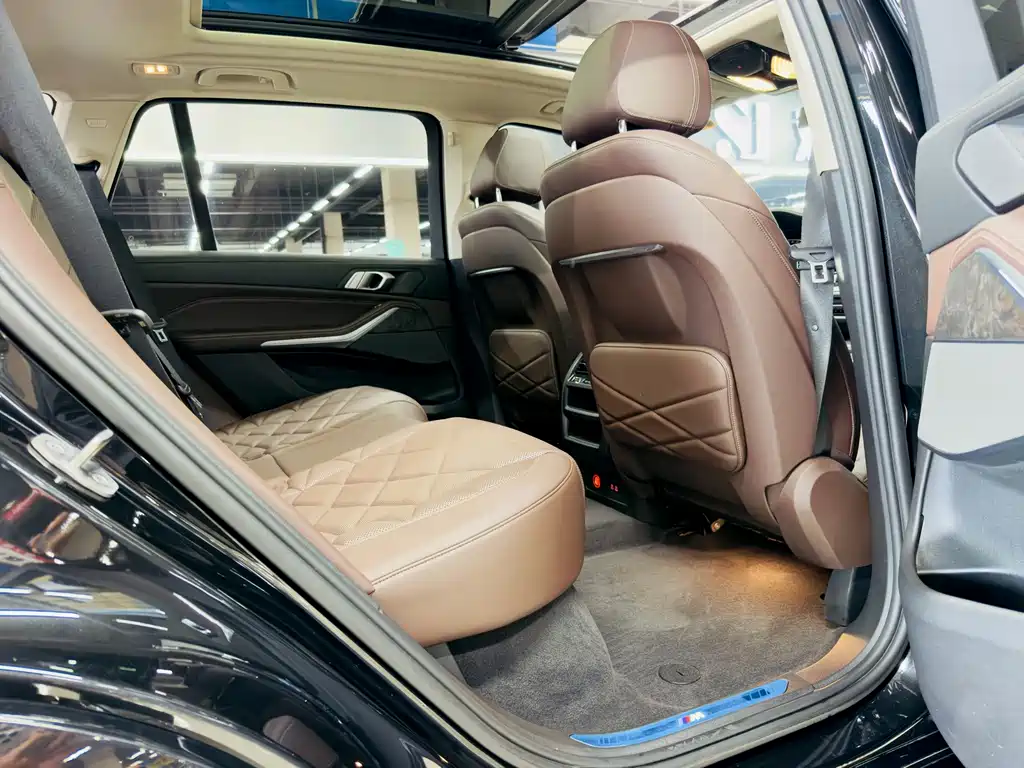 BMW X5 — миниатюра 11
