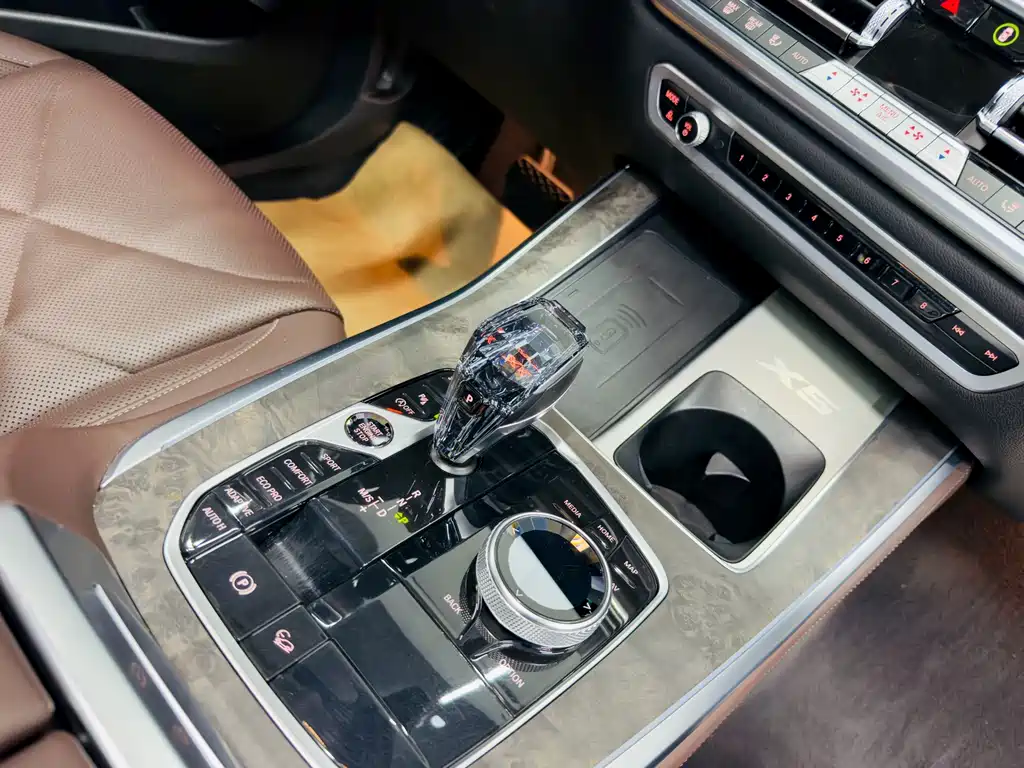 BMW X5 — миниатюра 13
