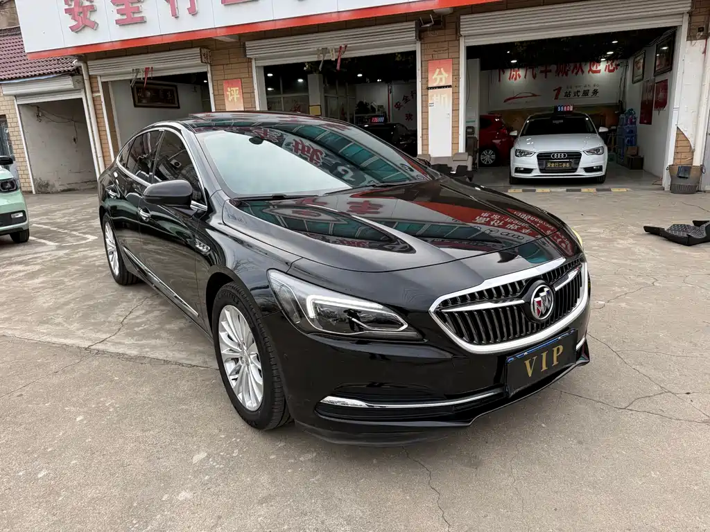 BUICK LACROSSE