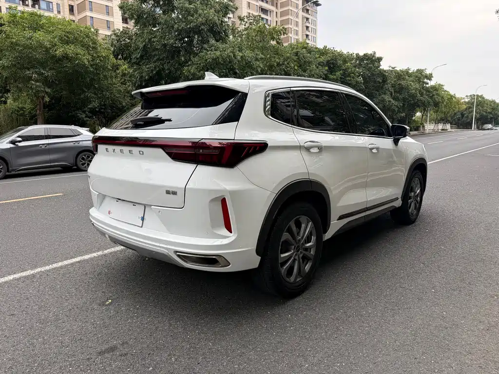 Exeed Zhaofeng — миниатюра 11