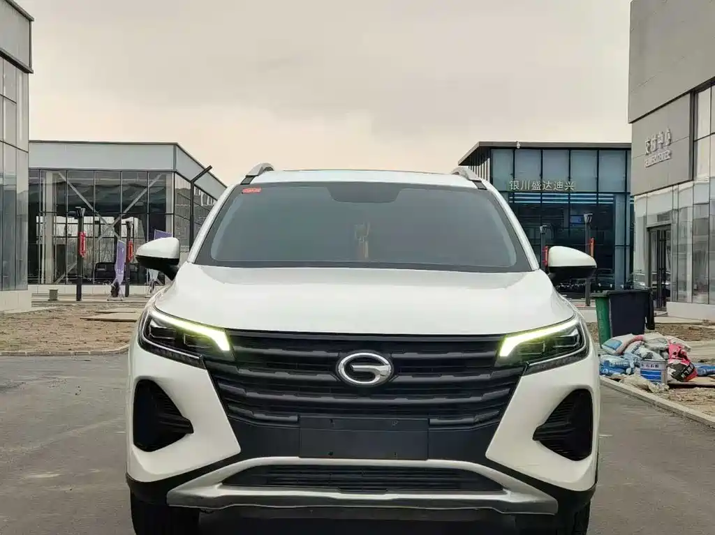 GAC TRUMPCHI GS4