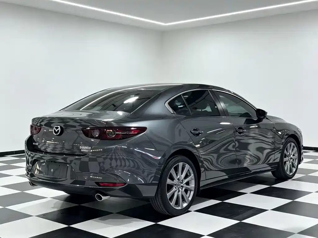 Mazda 3 Axela — миниатюра 6