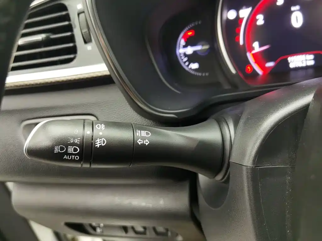 Renault Kadjar — миниатюра 21