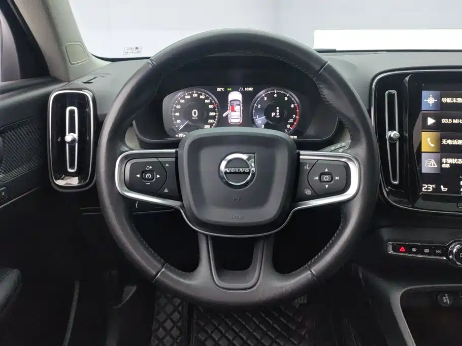 Volvo XC40 — миниатюра 15