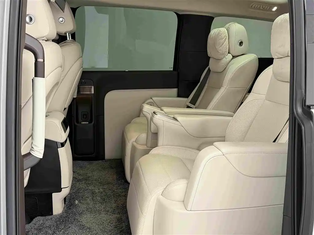 Li Auto Li MEGA — миниатюра 7