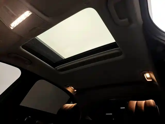 Mercedes-Benz C-Class — миниатюра 14
