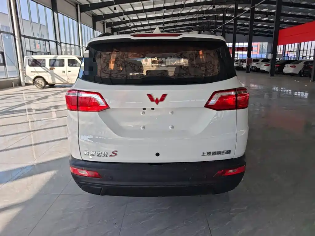 Wuling Hongguang S3 — миниатюра 6