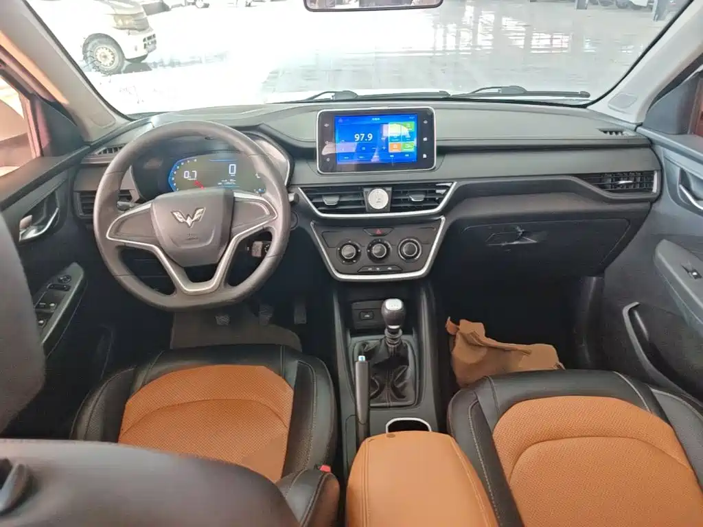Wuling Hongguang S3 — миниатюра 10