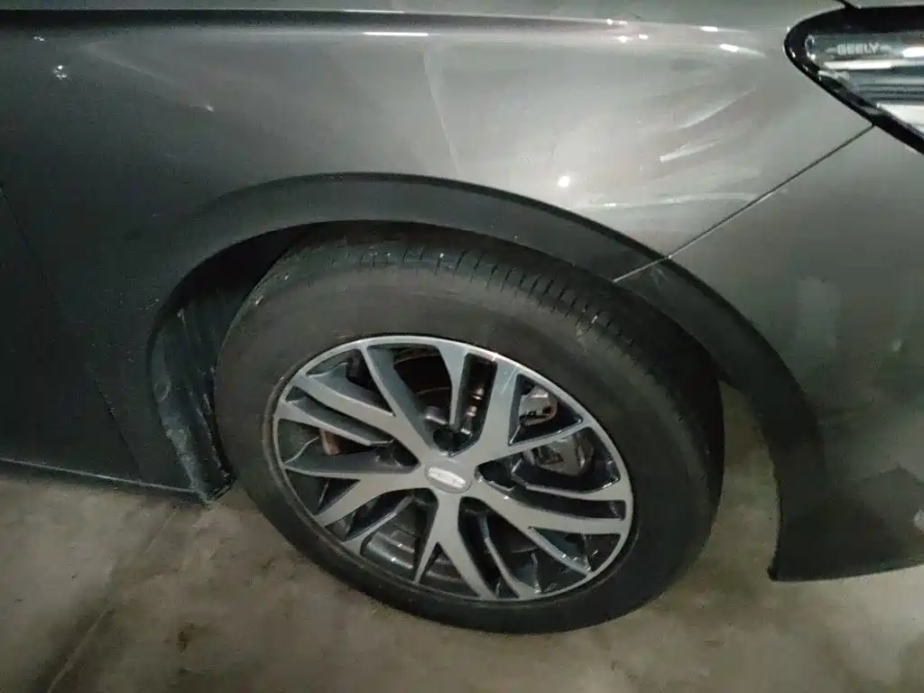 Geely Emgrand — миниатюра 24