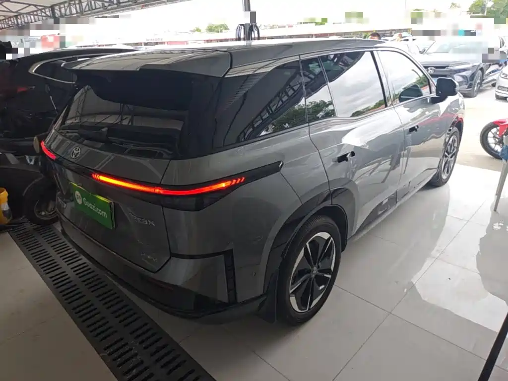 Toyota bZ3X — миниатюра 7
